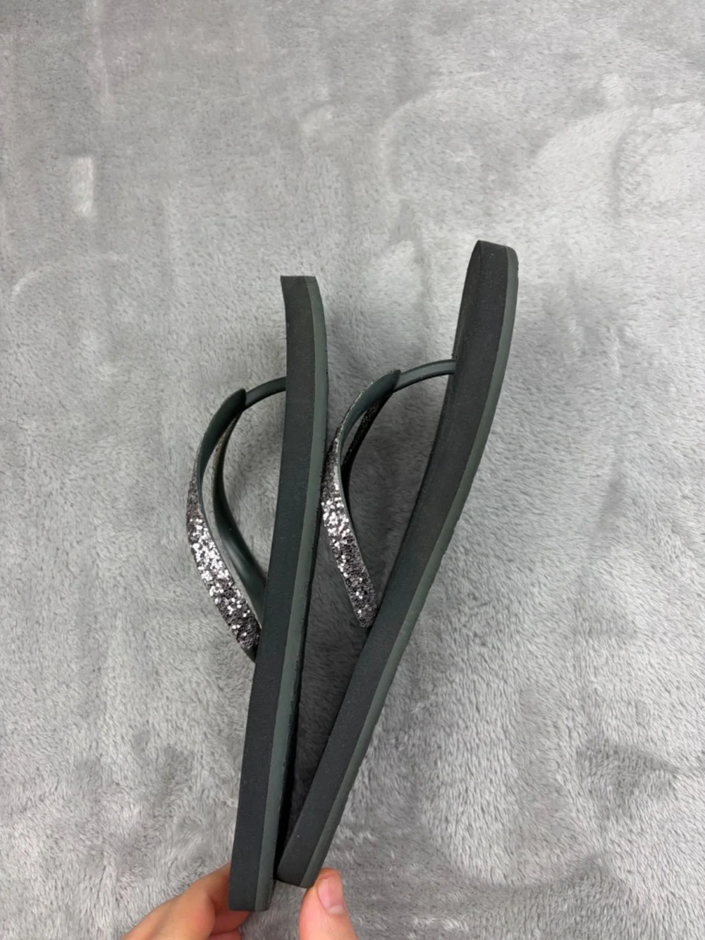 Reef Flip-Flop Sandals Women's Size 6-7 - Picture 3 of 12